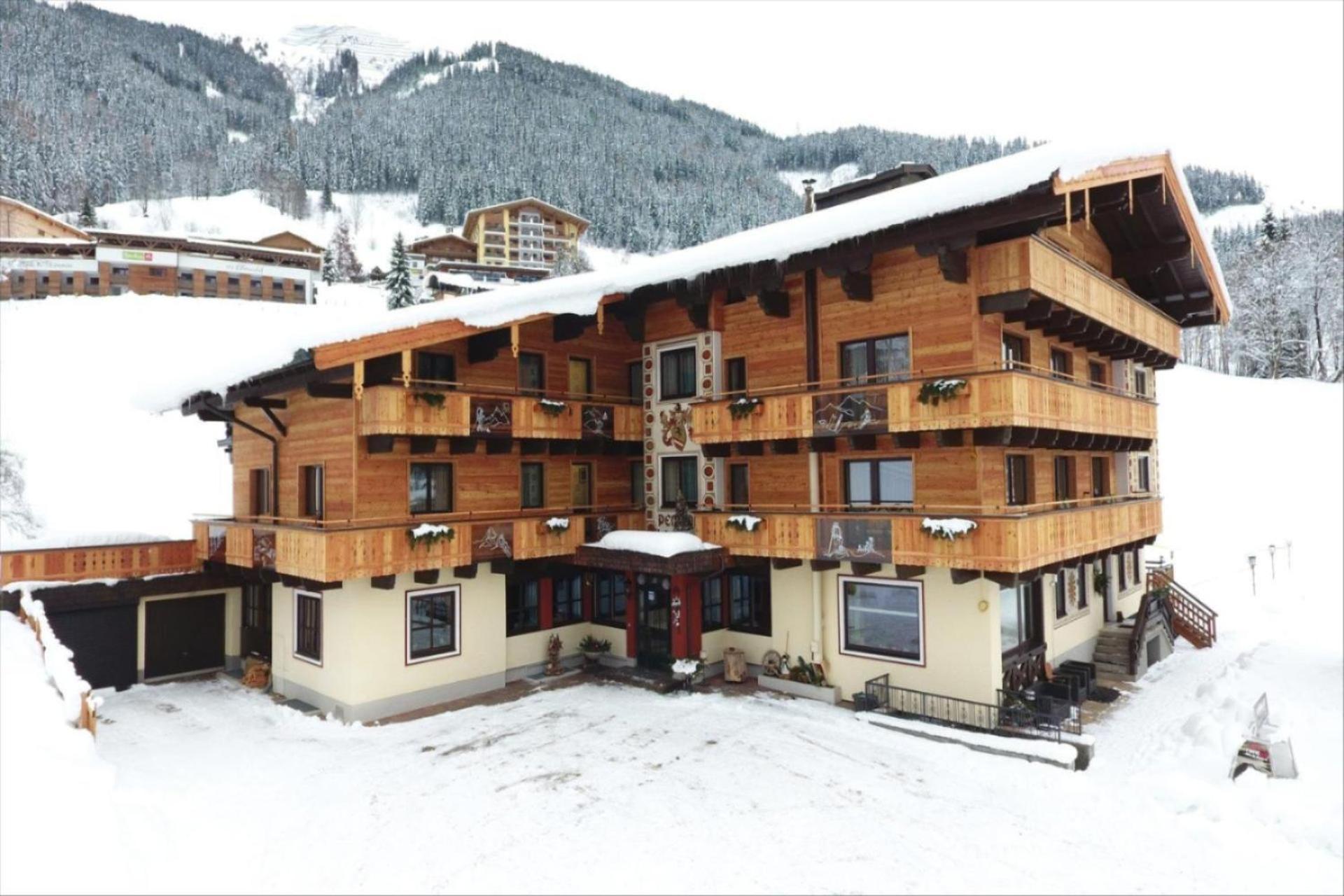 Ski In Ski Out Hotel Unterellmau ซาลบาคฮินเทอร์เกลมม์ ภายนอก รูปภาพ