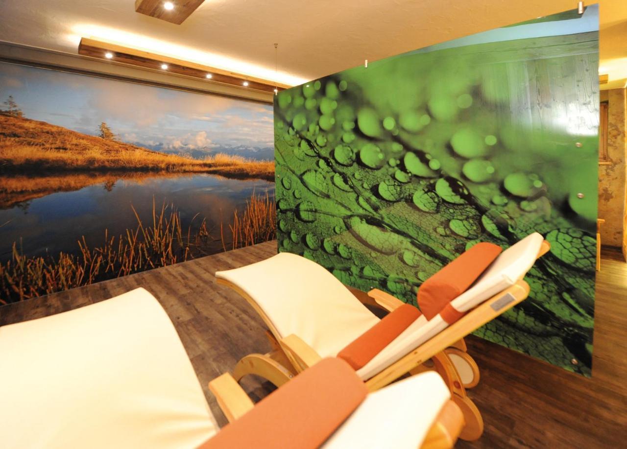Ski In Ski Out Hotel Unterellmau ซาลบาคฮินเทอร์เกลมม์ ภายนอก รูปภาพ