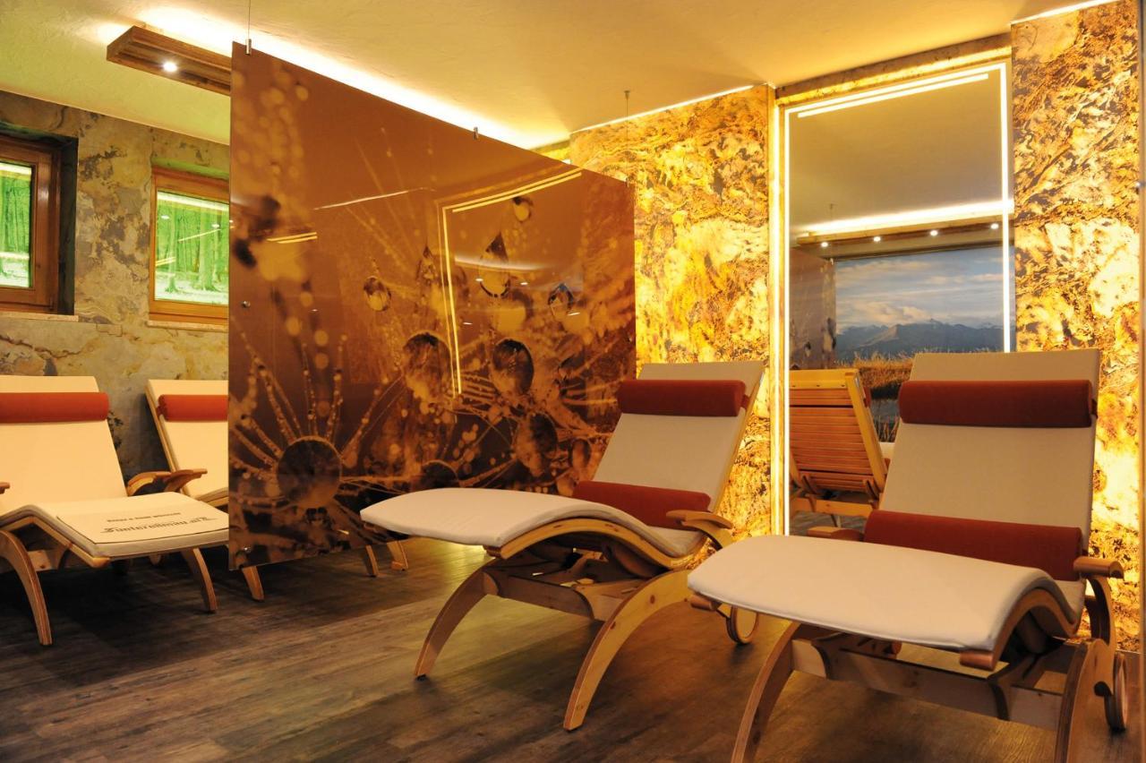 Ski In Ski Out Hotel Unterellmau ซาลบาคฮินเทอร์เกลมม์ ภายนอก รูปภาพ