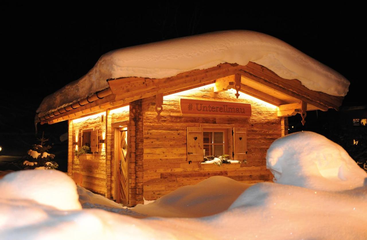 Ski In Ski Out Hotel Unterellmau ซาลบาคฮินเทอร์เกลมม์ ภายนอก รูปภาพ
